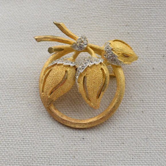 MCM Vintage BSK  Flower Buds In Bloom Brooch Gold Tone & Rhinestone - Picture 8 of 9